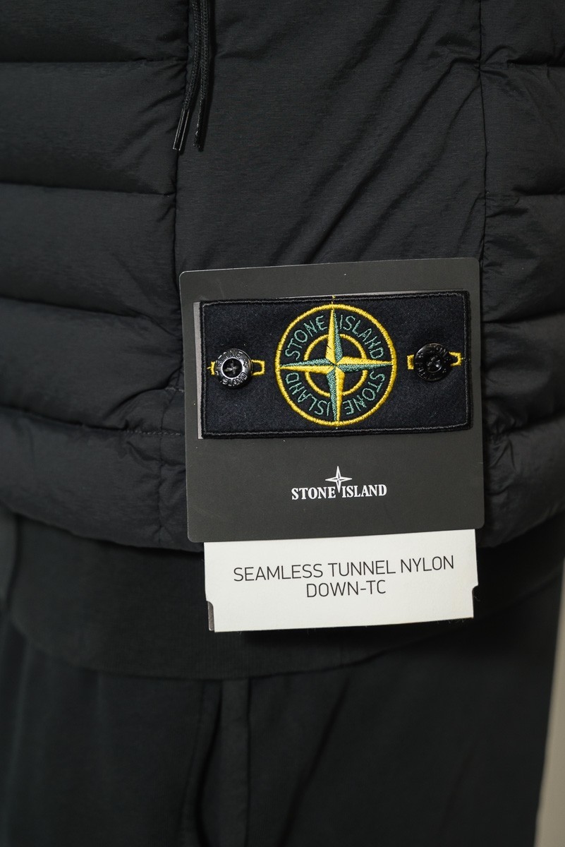 Жилет Stone Island 21928