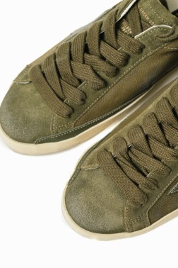 Golden Goose