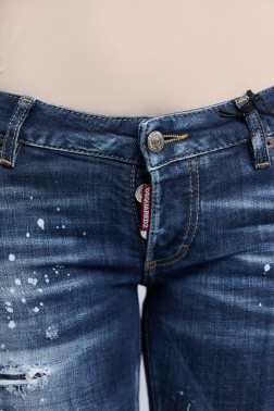 DSQUARED2
