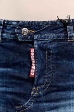 DSQUARED2