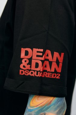 DSQUARED2