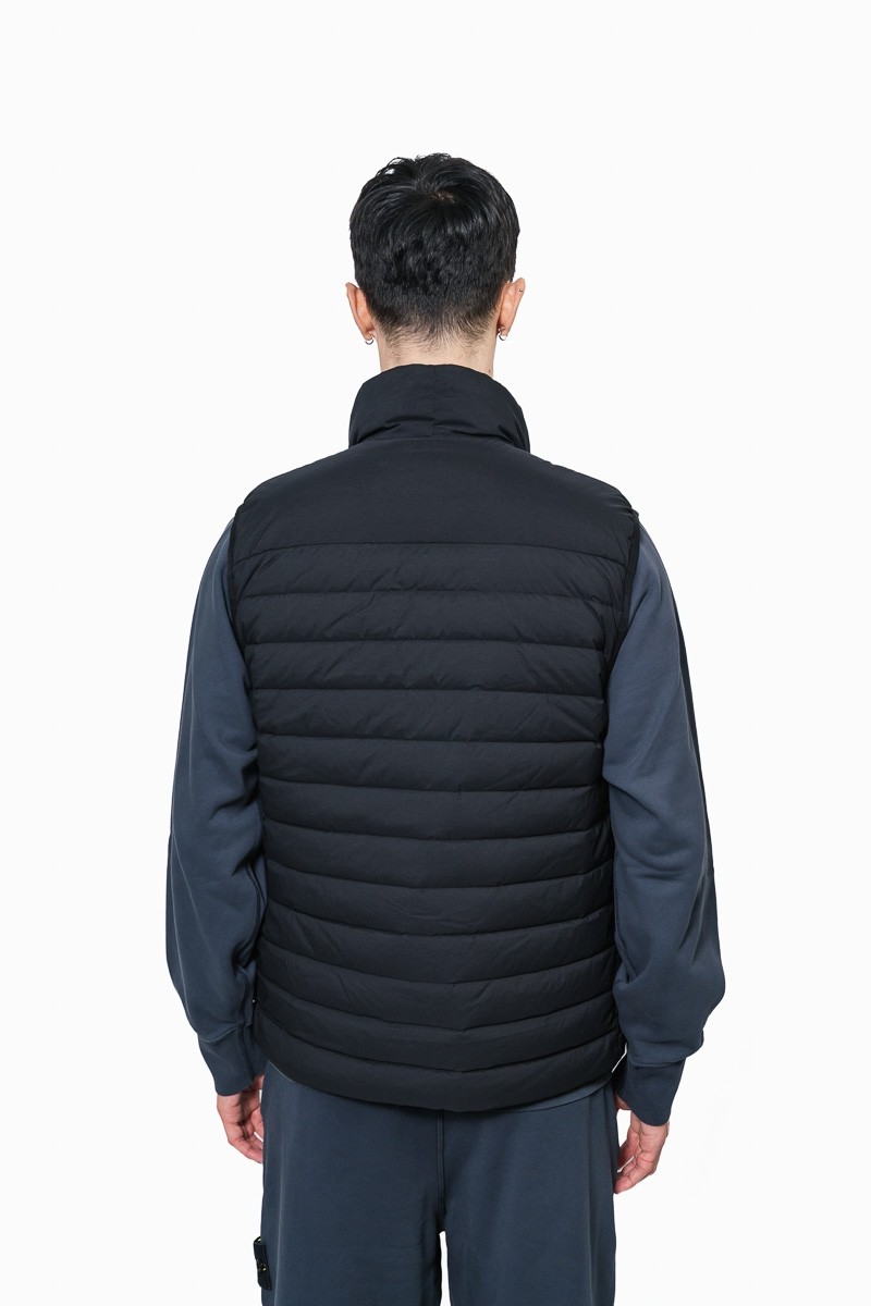 Жилет Stone Island 22552