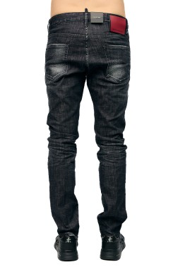DSQUARED2