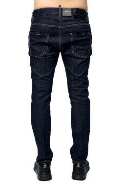 DSQUARED2