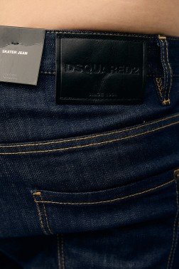 DSQUARED2
