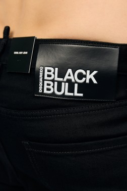 DSQUARED2