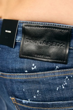 DSQUARED2