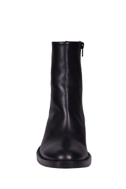 Ann Demeulemeester