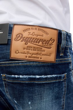 DSQUARED2