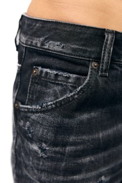 DSQUARED2