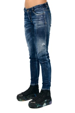 DSQUARED2