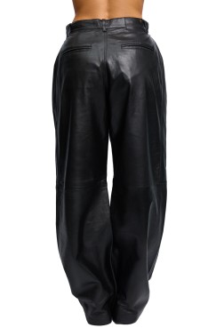R13