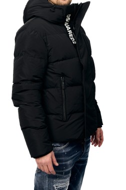 DSQUARED2